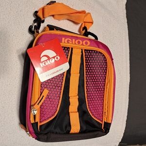 Igloo NWT Vertical Lunch Cooler Soft Bag -Hot Pink/Orange/Black - Style 00162283